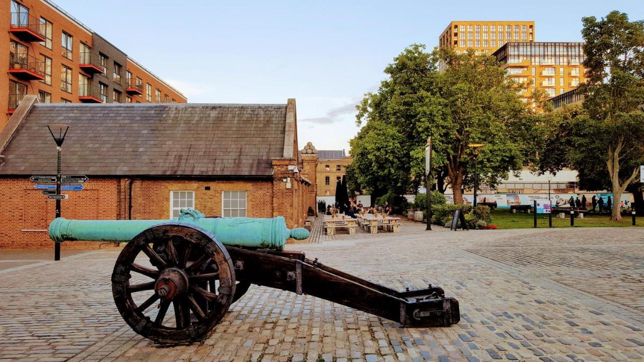 Royal Arsenal Riverside Hotel Londres Exterior foto